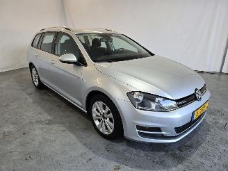 skadebil auto Volkswagen Golf Variant 1.0 TSI Connected Series 2016/5