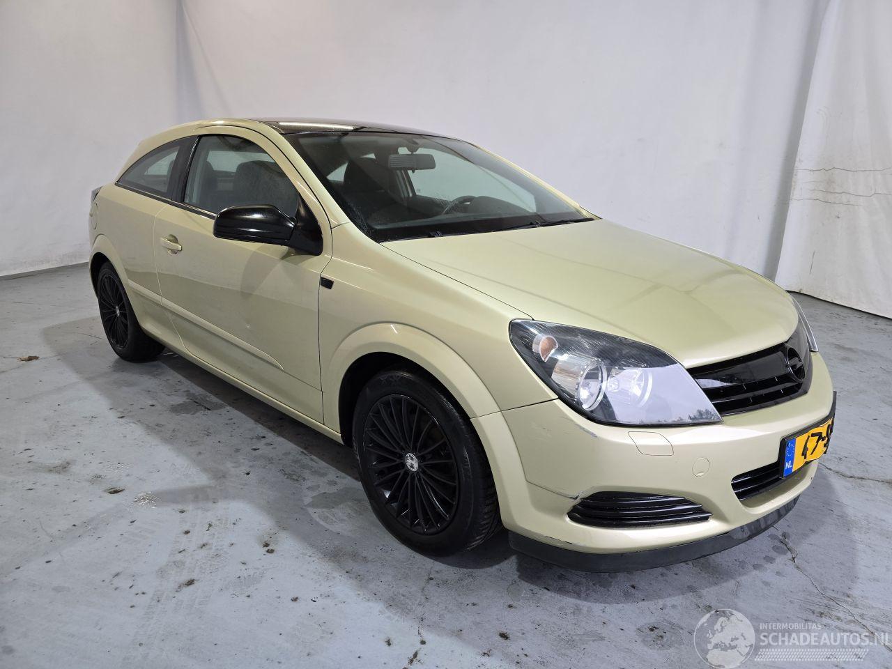 Opel Astra GTC 1.6 Enjoy