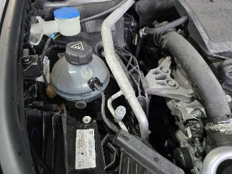 Peugeot 308 1.2 PureTech Allure Pack Business picture 15