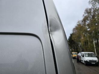 Volkswagen Crafter 32 2.0 TDI L2H2 DC picture 13