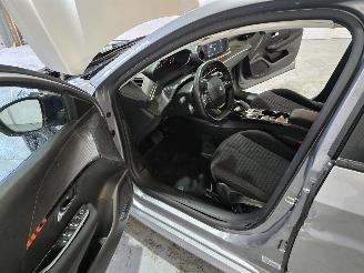 Peugeot e-208 EV Active 50 kWh picture 20