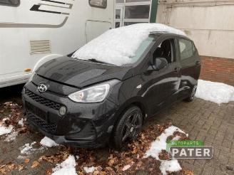 Salvage car Hyundai I-10 i10 (B5), Hatchback, 2013 / 2019 1.0 12V 2017/10