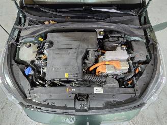 Kia Ceed 1.6 GDI PHEV DynamicPlusLine picture 19