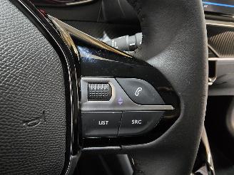 Peugeot 208 1.2 PureTech 75 Style picture 30