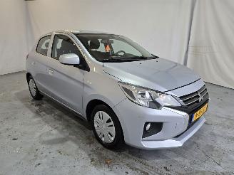 krockskadad bil auto Mitsubishi Space-star 1.2 Cool+ 2021/11