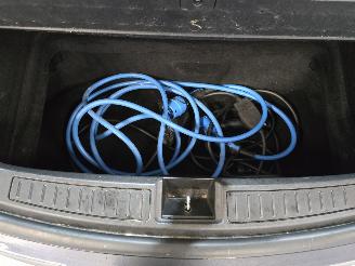 Tesla Model S 75D Base picture 21