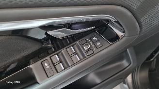 Land Rover Range Rover Evoque 2.0 P250 AWD R-Dynamic HSE picture 24