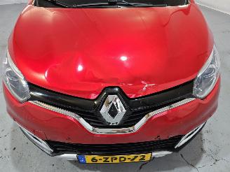 Renault Captur 1.2 TCe Helly Hansen picture 10