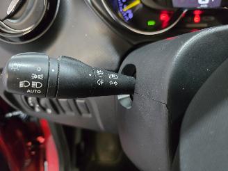 Renault Captur 1.2 TCe Helly Hansen picture 29