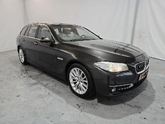Auto incidentate BMW 5-serie 518d Luxury Edition 2014/2
