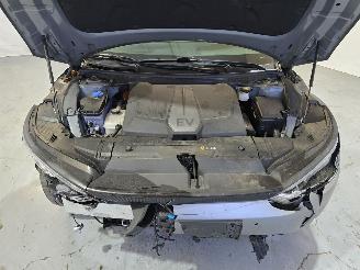 Kia EV6 Plus 77.4 kWh picture 21