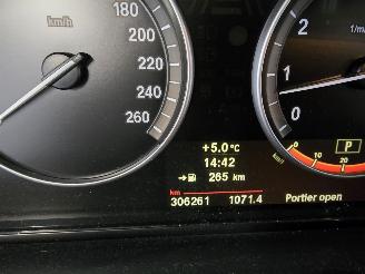 BMW 5-serie 528i High Executive picture 19