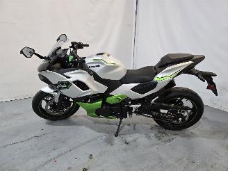 Kawasaki  Ninja 7 Hybrid picture 2
