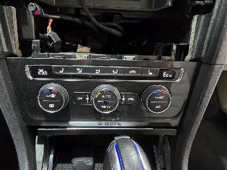 Volkswagen e-Golf e-Golf picture 29