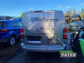 Peugeot Expert Expert (V1/VA/VB/VE/VF/VT/VY), Van, 2016 2.0 Blue HDi 120 16V picture 3