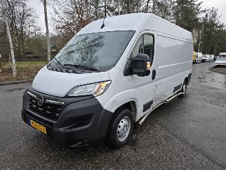 Opel Movano 2.2D 120 L3H2 Edition picture 3