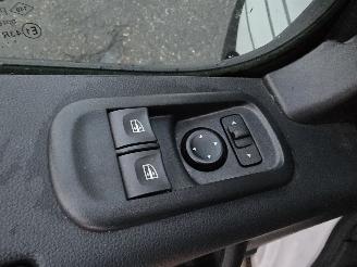 Renault Master T35 2.3dCi L3H2 Com. picture 24