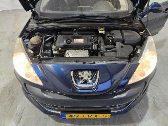 Peugeot 308 1.6 VTi Signature picture 9