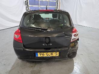 Renault Clio 1.2-16V Special Line picture 6