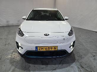 Kia e-Niro ExecutiveLine 64 kWh picture 2