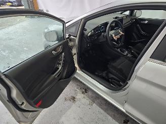 Ford Fiesta 1.0 EcoBoost Hybrid Titanium picture 22