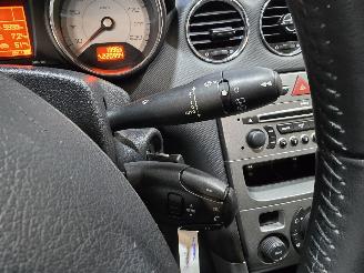 Peugeot 308 1.6 THP XT picture 22