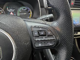 MG ZS EV Luxury 45 kWh picture 33