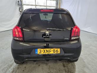 Peugeot 108 1.2 VTi Allure picture 6