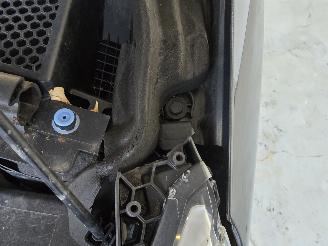 Peugeot 208 1.2 PureT. Blue Lion picture 13