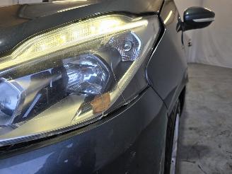 Peugeot 208 1.2 PureT. Blue Lion picture 9