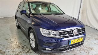 damaged passenger cars Volkswagen Tiguan 1.4 TSI ACT Comfortline Business 2018/4
