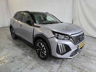 Unfallwagen Peugeot e-2008 EV GT 54 kWh 2024/9