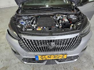 Peugeot e-2008 EV GT 54 kWh picture 16