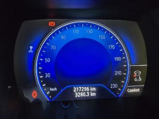 Renault Mégane Estate 1.6 dCi Série Signature Exclusiv picture 24