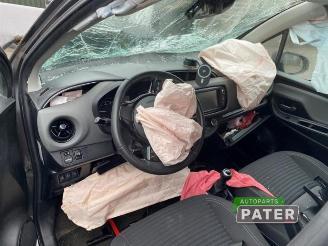 Toyota Yaris Yaris III (P13), Hatchback, 2010 / 2020 1.0 12V VVT-i picture 8