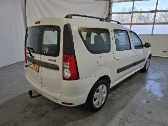 Dacia Logan 1.6 MPI Lauréate picture 7