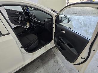 Kia Picanto 1.0 dpi Comfort picture 14