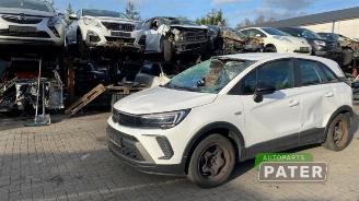 Vrakbiler auto Opel Crossland Crossland (X), SUV, 2017 1.2 12V 2021/11