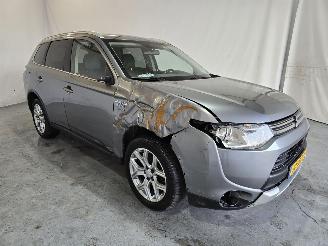 Schadeauto Mitsubishi Outlander 2.0 Phev Business 2015/8