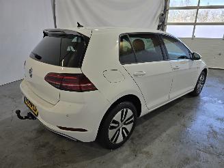 Volkswagen Golf E-Golf picture 7