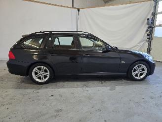 BMW 3-serie 320i picture 8