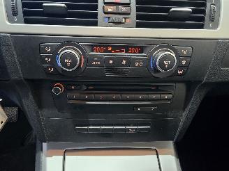 BMW 3-serie 320i picture 26