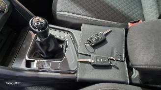 Volkswagen Tiguan 1.4 TSI Comfortline Business picture 30