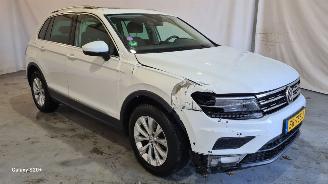 Schadeauto Volkswagen Tiguan 1.4 TSI Comfortline Business 2018/6