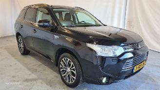  Mitsubishi Outlander 2.0 PHEV Instyle 2013/11