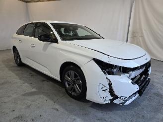 damaged passenger cars Peugeot 308 1.2 PT Act. Pack Bns 2023/1