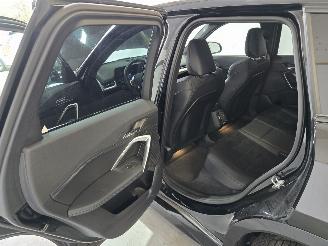 BMW iX eDrive20 67 kWh picture 22