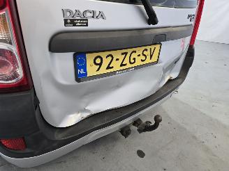 Dacia Logan 1.6 Lauréate picture 9
