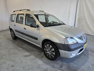 skadebil auto Dacia Logan 1.6 Lauréate 2008/2