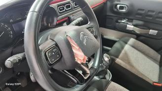 Citroën C3 1.2 PureTech ELLE picture 18